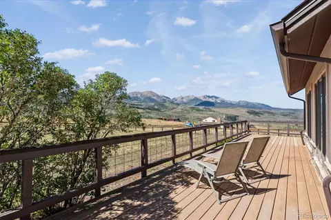 Exterior - 449 Rodeo Dr, Silverthorne, CO 80498 photo 4 of 10