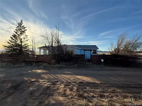 213 Flores St, Sanford, CO 81151