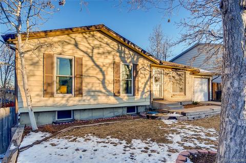 2305 E 96th Way, Thornton, CO 80229 photo 2