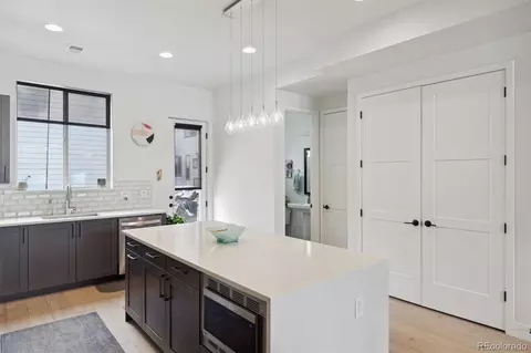 Kitchen - 4100 E Iliff Ave #17, Denver, CO 80222 photo 3 of 4