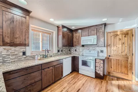 Kitchen - 786 Florence Ave, Firestone, CO 80520 photo 3 of 6