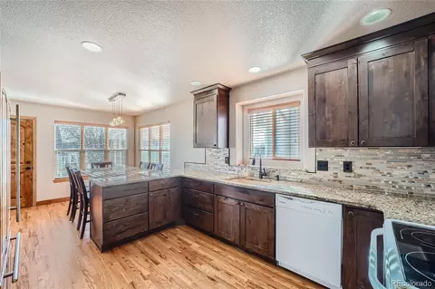 Kitchen - 786 Florence Ave, Firestone, CO 80520 photo 4 of 6