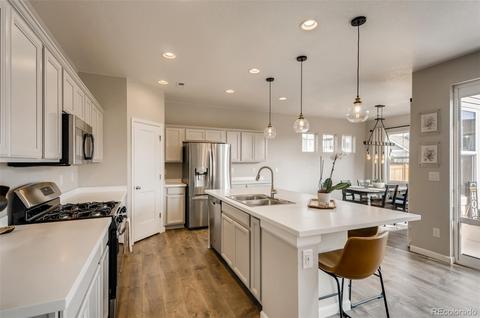 27818 E 8th Ave, Aurora, CO 80018 photo 12
