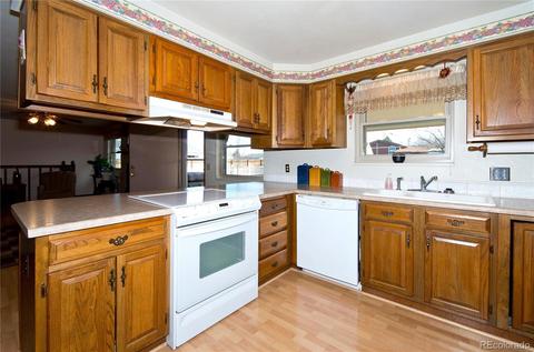 710 3rd St, Bennett, CO 80102 photo 8