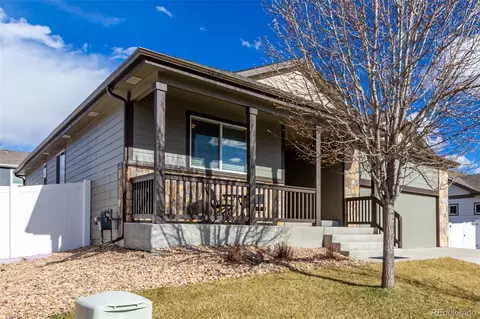 832 Mt Sneffels Ave, Windsor, CO 80550 photo 2