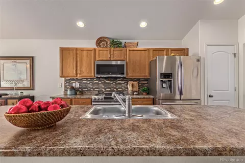 832 Mt Sneffels Ave, Windsor, CO 80550 photo 8