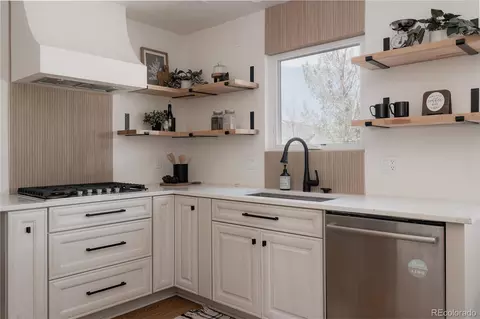 Kitchen - 12851 E Vassar Dr, Aurora, CO 80014 photo 3 of 5