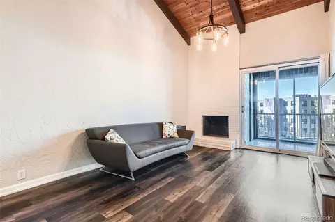 Living - 805 29th St #504, Boulder, CO 80303 photo 1 of 2