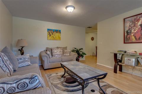 3064 Carson St, Aurora, CO 80011 photo 7