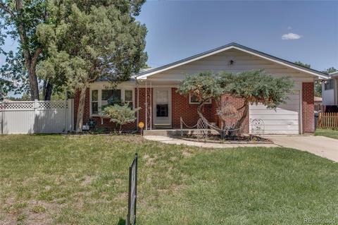 3064 Carson St, Aurora, CO 80011 photo 1