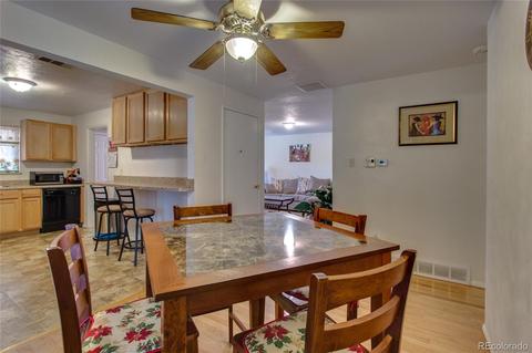 3064 Carson St, Aurora, CO 80011 photo 10