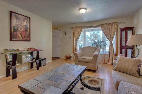 3064 Carson St, Aurora, CO 80011 photo 4