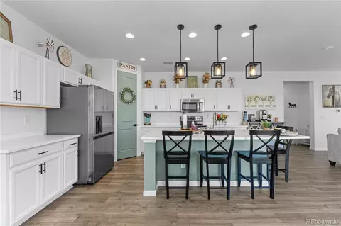 27873 E 6th Pl, Aurora, CO 80018