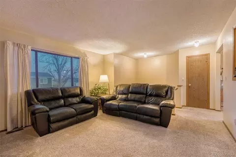 271 Birch St, Bennett, CO 80102 photo 5