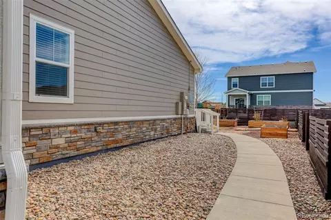 Exterior - 26898 E 1st Pl, Aurora, CO 80018 photo 7 of 7