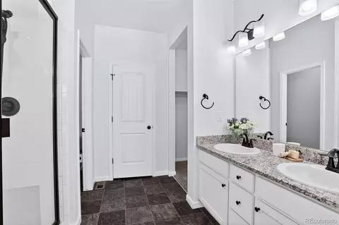 Entry Way - 26898 E 1st Pl, Aurora, CO 80018 photo 4 of 5
