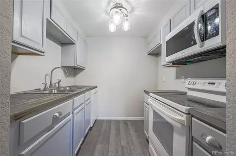 364 S Ironton St #315, Aurora, CO 80012