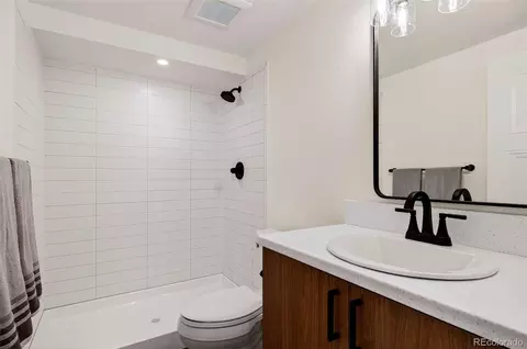 Bath - 7552 Surrey Dr, Morrison, CO 80465 photo 6 of 6