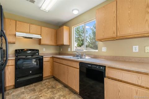 15645 E 50th Ave, Denver, CO 80239 photo 7
