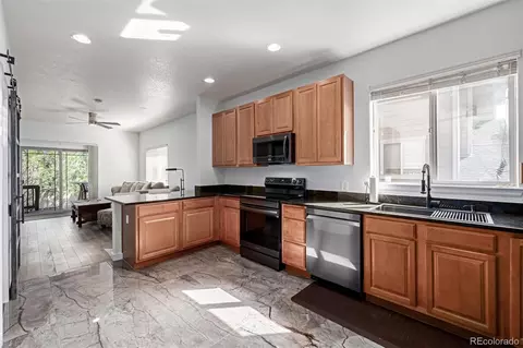 4655 E 98th Pl, Thornton, CO 80229 photo 11