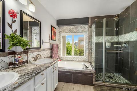 4802 Deephaven Ct, Denver, CO 80239 photo 14
