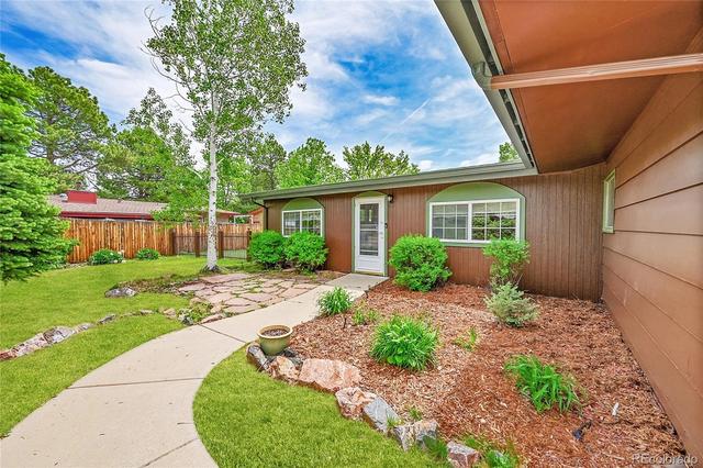 5722 W Chestnut Ave, Littleton, CO 80128