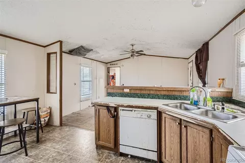 17425 E Batavia Pl, Aurora, CO 80011 photo 5