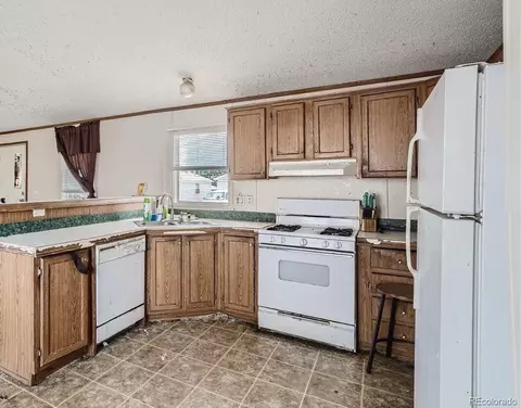 17425 E Batavia Pl, Aurora, CO 80011 photo 4