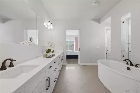 Bath - 10710 Bluffside Dr, Lone Tree, CO 80124 photo 5 of 6