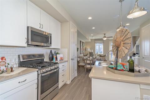 23514 E 5th Pl, Aurora, CO 80018 photo 9