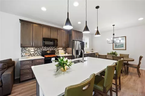 Kitchen - 25660 E Archer Ave, Aurora, CO 80018 photo 2 of 5