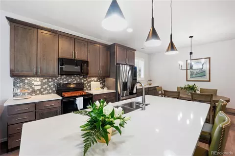 Kitchen - 25660 E Archer Ave, Aurora, CO 80018 photo 3 of 5