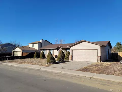 17035 E Ithaca Cir, Aurora, CO 80013 photo 2