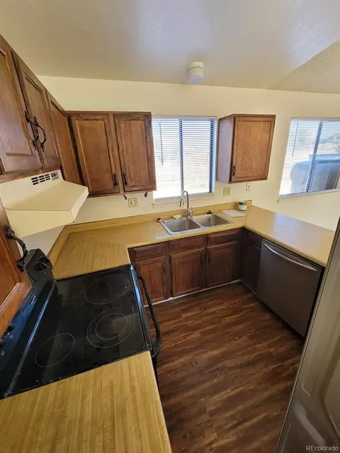 17035 E Ithaca Cir, Aurora, CO 80013 photo 11