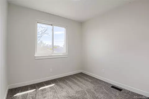 17464 E Temple Dr, Aurora, CO 80015 photo 15