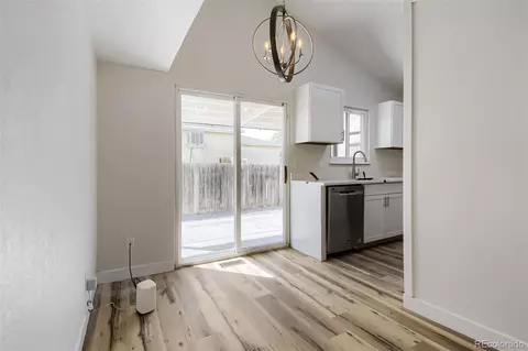 17464 E Temple Dr, Aurora, CO 80015 photo 5