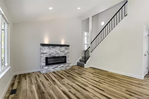 17464 E Temple Dr, Aurora, CO 80015 photo 3