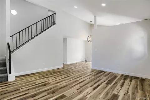 17464 E Temple Dr, Aurora, CO 80015 photo 2