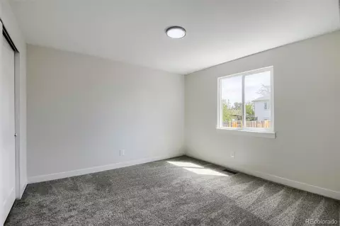 17464 E Temple Dr, Aurora, CO 80015 photo 9