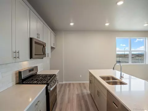 22195 E 7th Pl, Aurora, CO 80018 photo 10