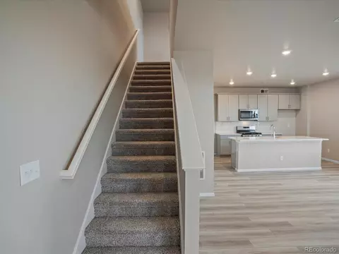 22195 E 7th Pl, Aurora, CO 80018 photo 13