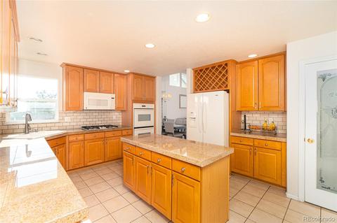 3661 E 102nd Ct, Thornton, CO 80229 photo 9