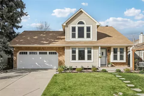 9237 W Nichols Pl, Littleton, CO 80128