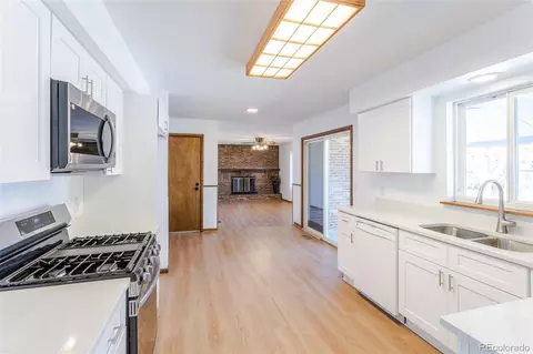 Kitchen - 4725 E 129th Cir, Thornton, CO 80241 photo 2 of 2