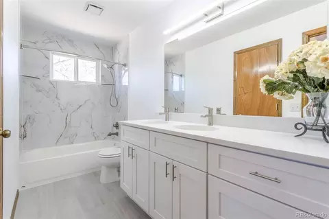 Bath - 4725 E 129th Cir, Thornton, CO 80241 photo 3 of 4