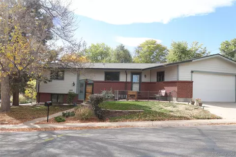 1037 S Owens Ct, Lakewood, CO 80226