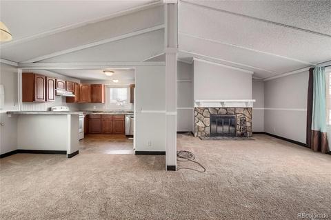201 Elm St, Bennett, CO 80102 photo 6