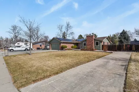 7552 Lee Dr, Arvada, CO 80005 photo 2