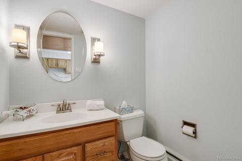 5851 E Ithaca Pl, Denver, CO 80237 photo 13