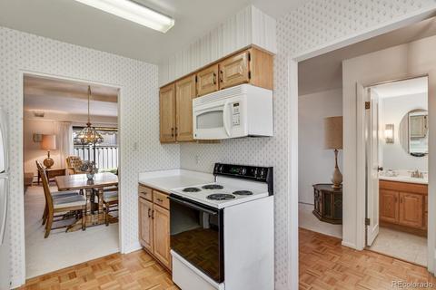 5851 E Ithaca Pl, Denver, CO 80237 photo 3